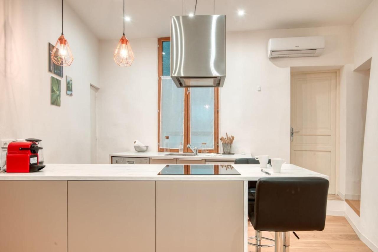 Furnished Apartment In The Heart Of The City Close To All The Amenities เอ็ก-ซอง-โพรวองซ์ ภายนอก รูปภาพ